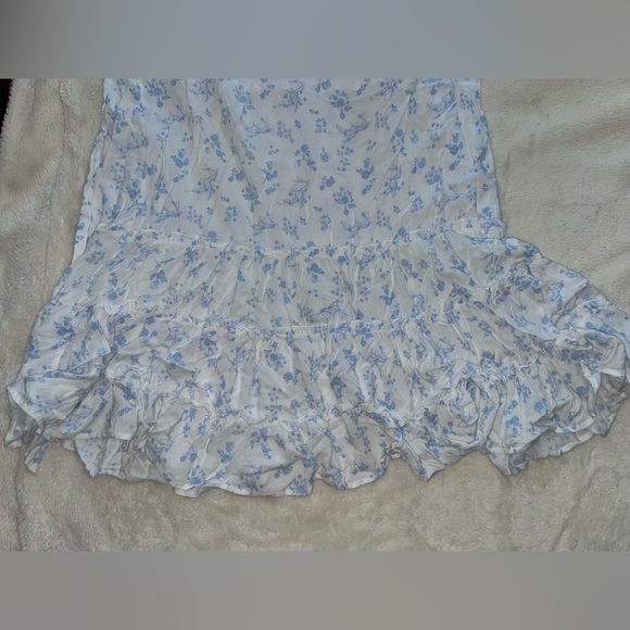 Blue and white floral dress - Picture 3 of 3